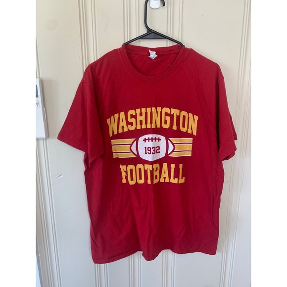 Washington Football T Shirt Gildan Size Large Red NFL Graphic Tee - Picture 1 of 3